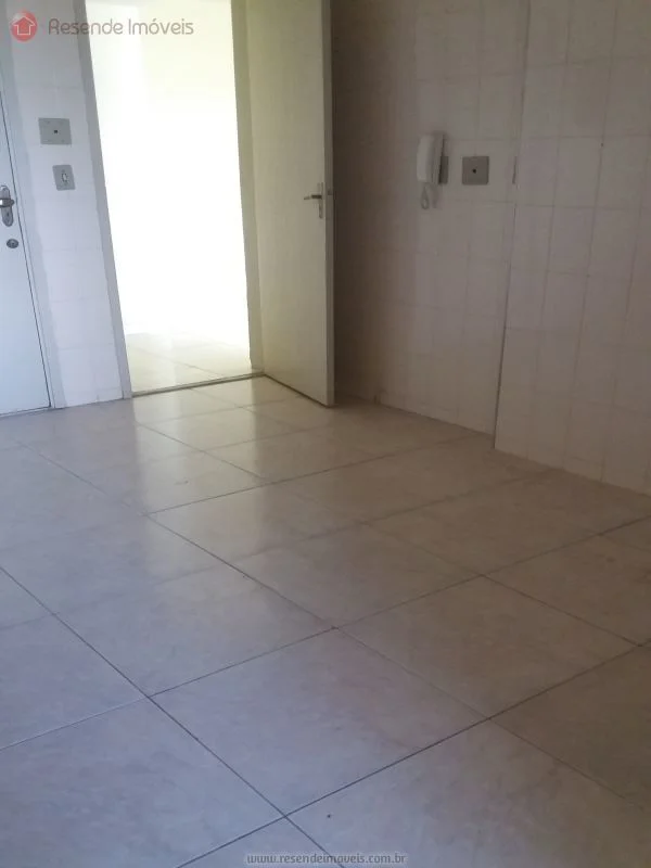 Foto 10 de 13 - Apartamento para aluguel em Comercial
